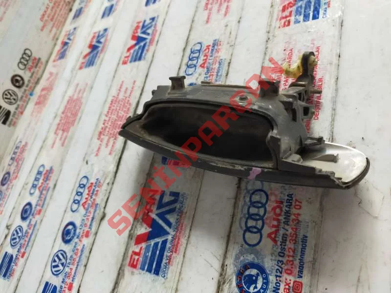 4F0837208C - KAPIKOLU