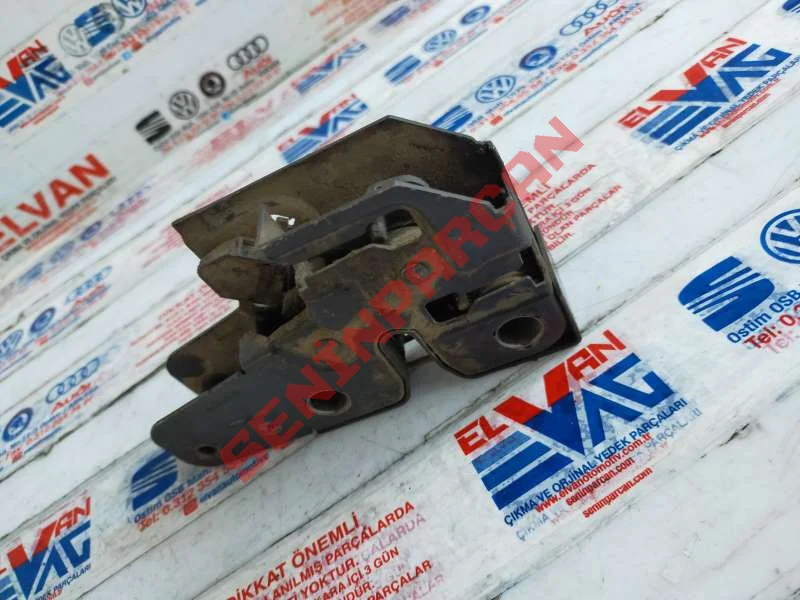 5P0823509B - KAPAK KILIDININ ALT PARÇASI