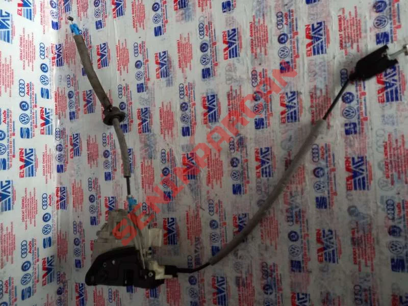 8K0839015H - KAPI KILIDI