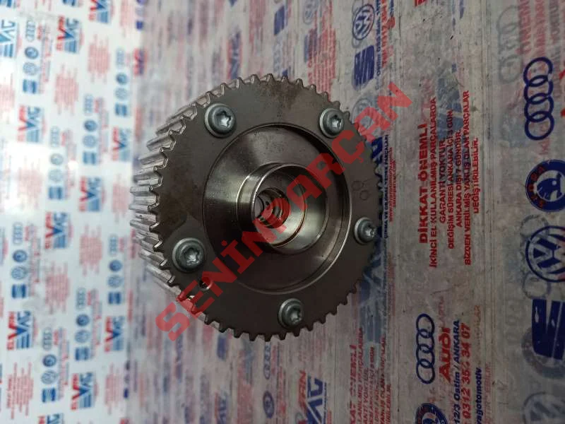 04E109088AE - EKSANTRIK MILI DISLISI