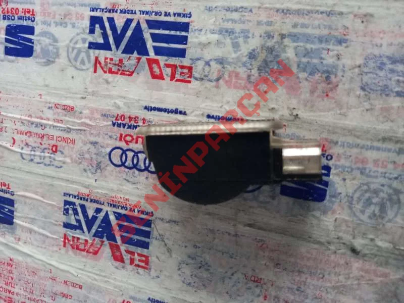 8E0947415 - YAN SINYAL LAMBASI