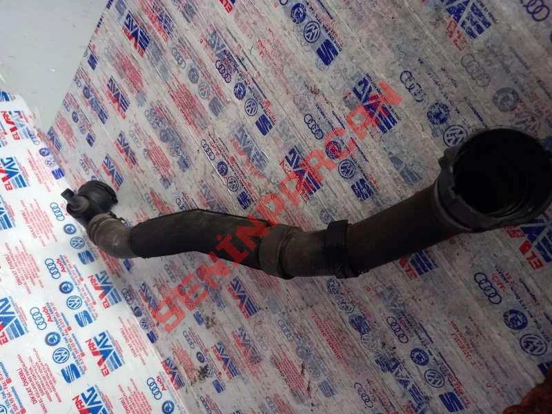 3C0122051CD - RADYATOR HORTUMU