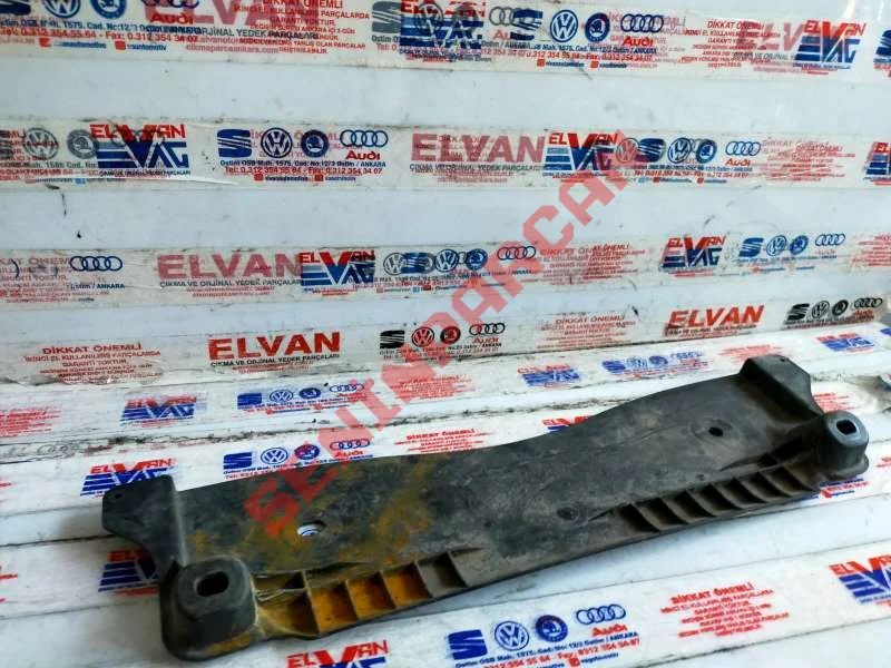 5Q0825230J - UNTERBODENVERKLEIDUNG MITTE