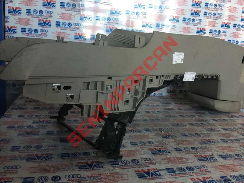 5G1864263AM - ORTA KONSOL SIPERI