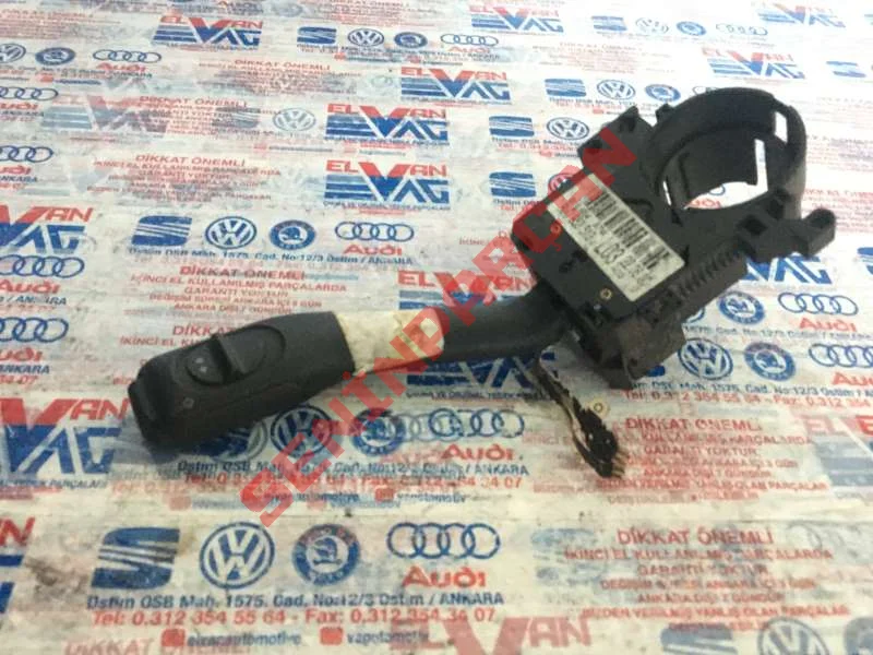 8L0953513J - SİNYAL, UZUN VE KISA FAR,