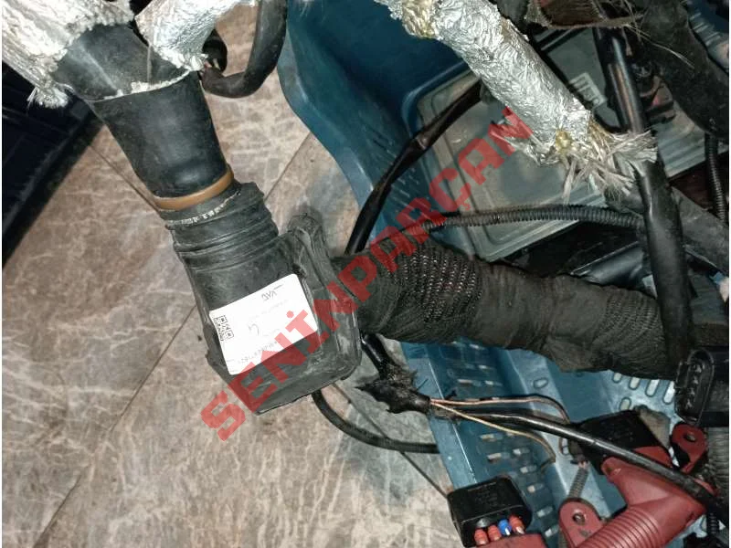 06E971821 - KABLO KANALI