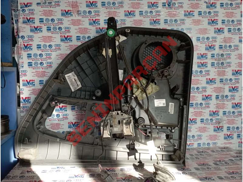 1P0867211A - ORTA PARÇASI OLM. KAPI KAPLA-