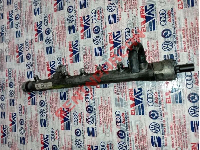 4G8853284B - SÜS ÇITASINA SAHIP CAM AĞIZ