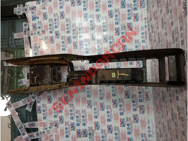 8L0864131 - RAF GÖZÜ