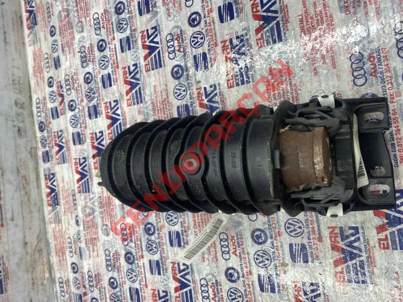 8T0880204G - YOLCU HAVA YASTIGI