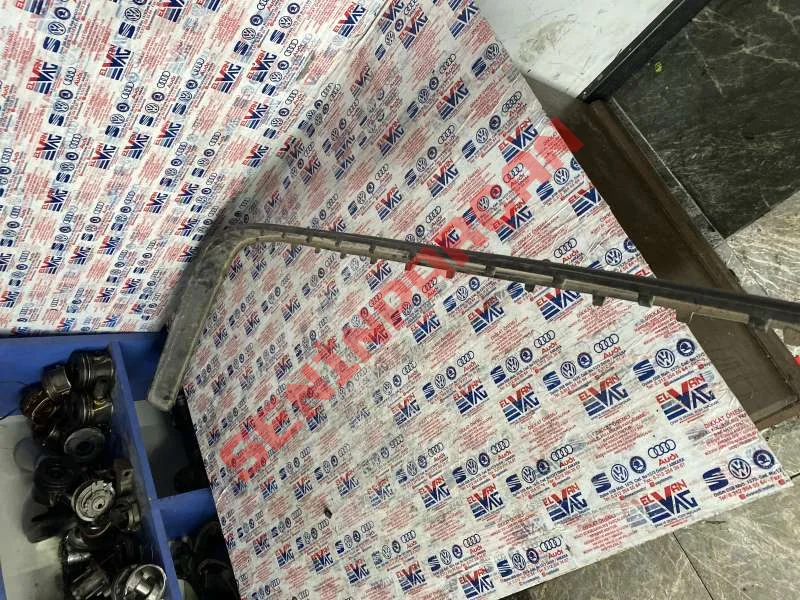 1J5807423 - TAMPON IÇIN SÜS ÇITASI