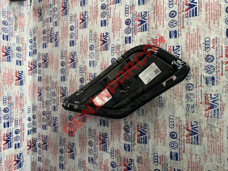 2GA807011A - TAMPON IÇIN KAPAK PARÇASI