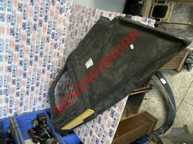 4F5863888 - BAGAJ BÖLMESI KAPLAMASI