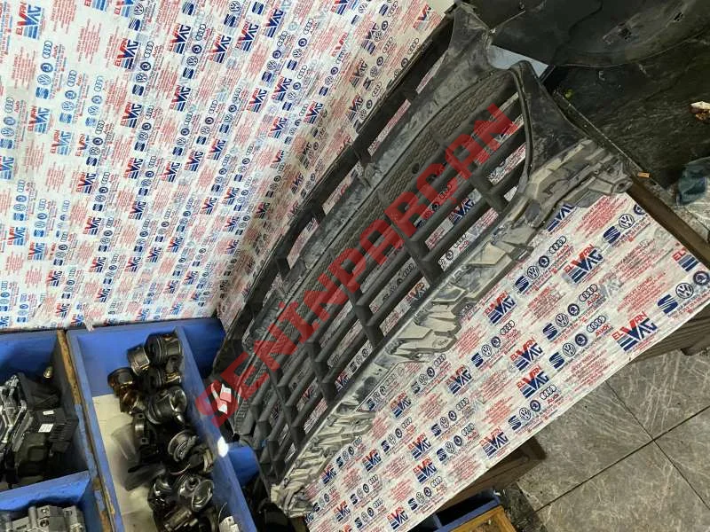 95B807683H - TAMPON BRAKETİ