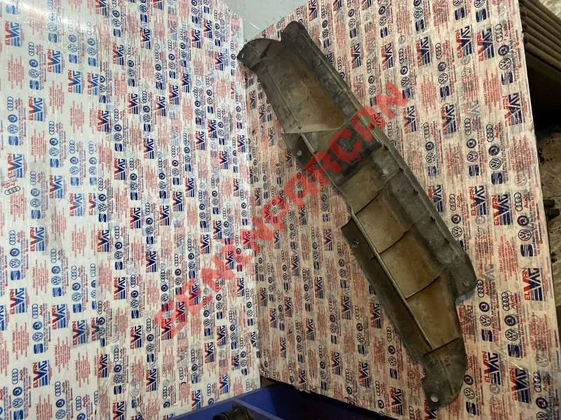 8K0807081B - TAMPON KAPAĞI