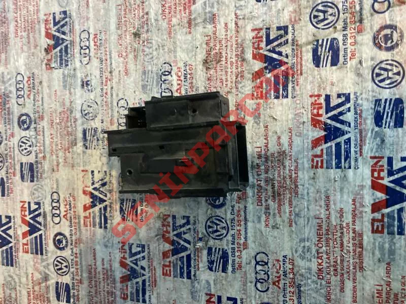 3C0905843R - DIREKSIYON KOLONU KILIDI