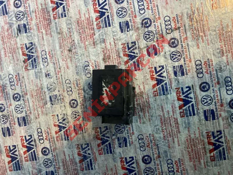 3C0905843R - DIREKSIYON KOLONU KILIDI