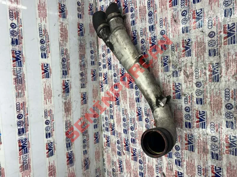 3D0145762C - ARA SOĞUTUCU BORUSU