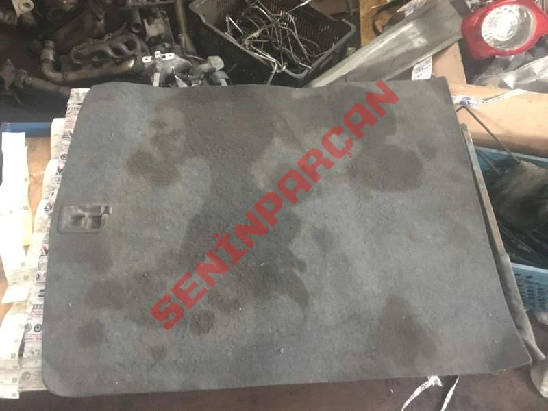 8E5863463 - BAGAJ DÖŞEMESI