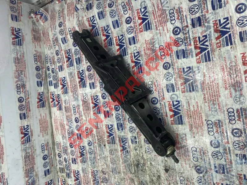 3Q0011031A - BILGI ELEKTRONIGI KONTROL UNITESI