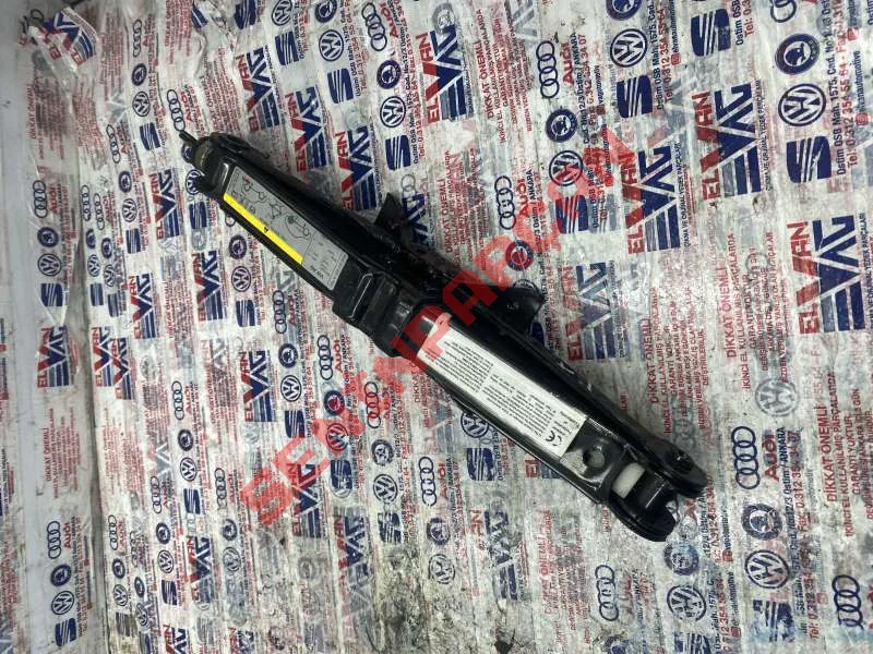 3Q0011031A - BILGI ELEKTRONIGI KONTROL UNITESI