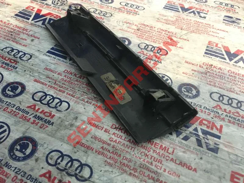 1J0858035B - KORUMA KAPAĞI