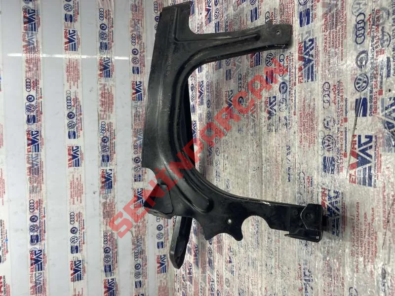 99710615501 - RADİATÖR BRAKET