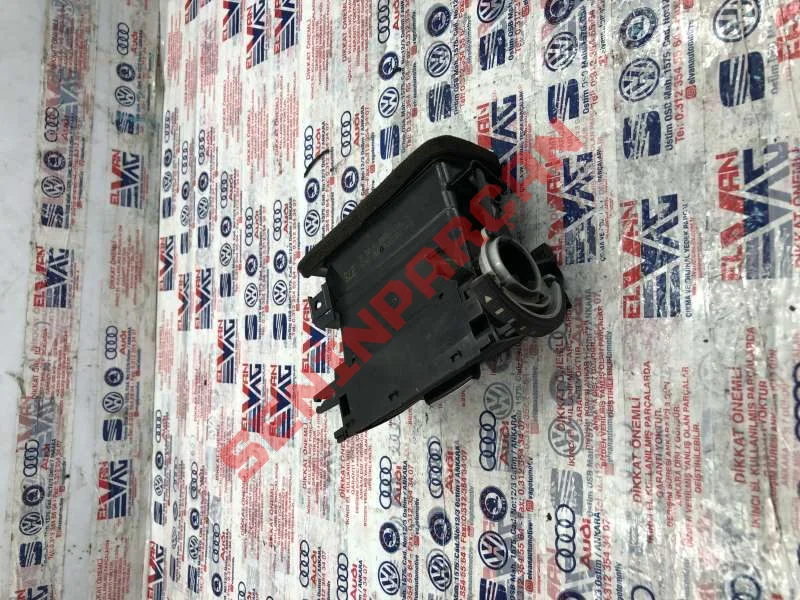 5C7857059D - ÇERÇEVE