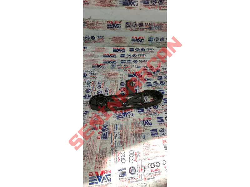 7T0843352B - GURTSCHLOSS V L