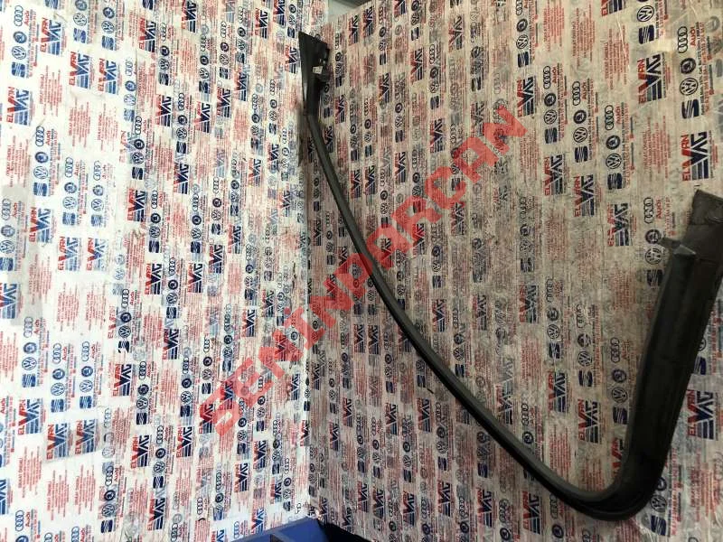 8V5867610 - KAPI PENCERE ÇERÇEVESI IÇIN