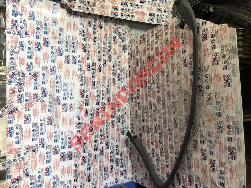 8V5867610 - KAPI PENCERE ÇERÇEVESI IÇIN