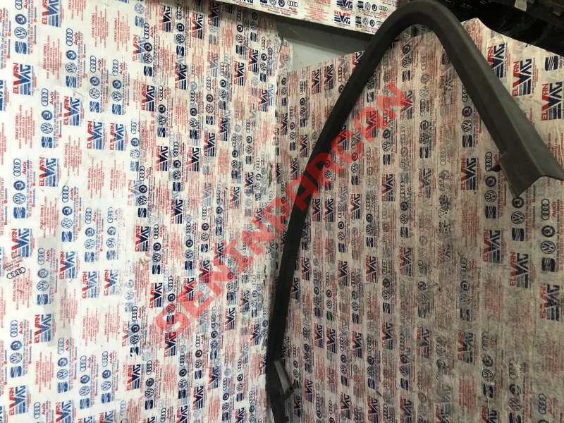 8V5867610 - KAPI PENCERE ÇERÇEVESI IÇIN