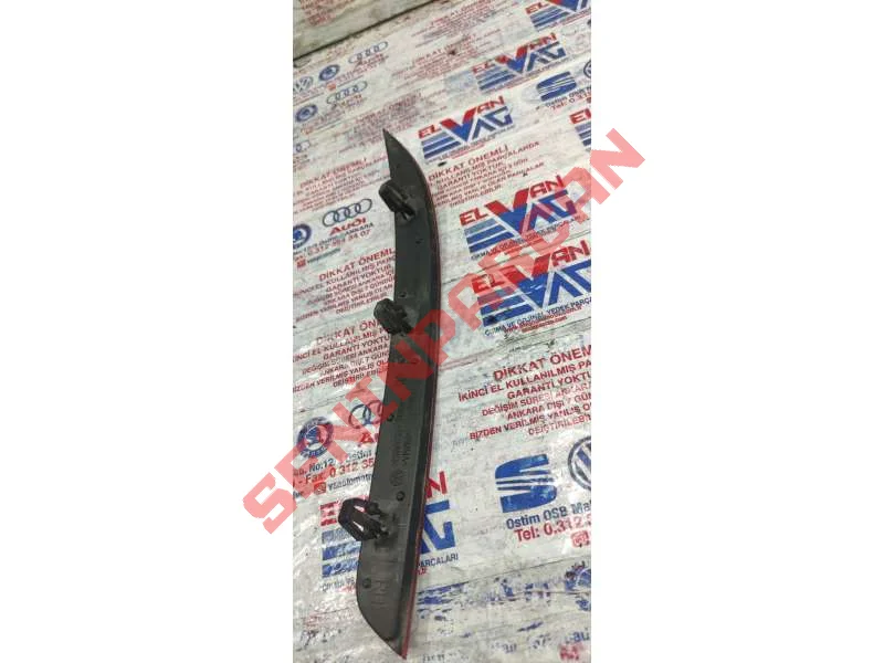 3C8945106D - STOP LAMBASI