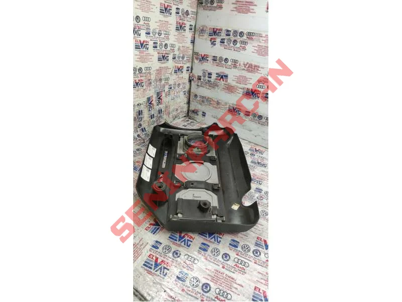 06J103925P - AMBLEM AUDI