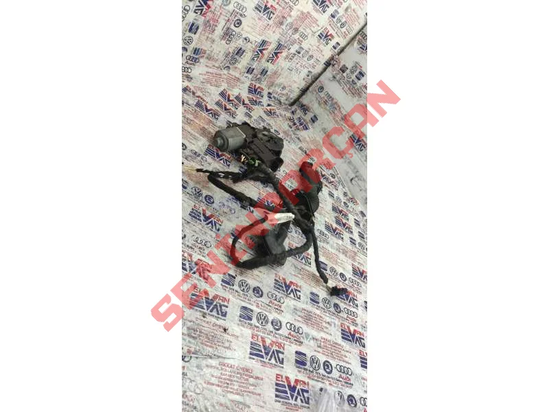 5Q0959811D - CAM MOTORU