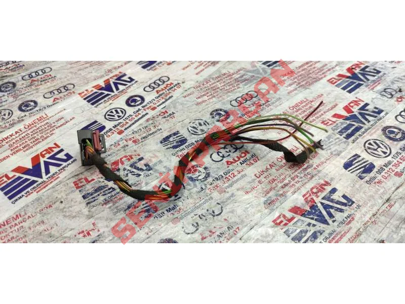 1K0972928 - KABLO SOKETI