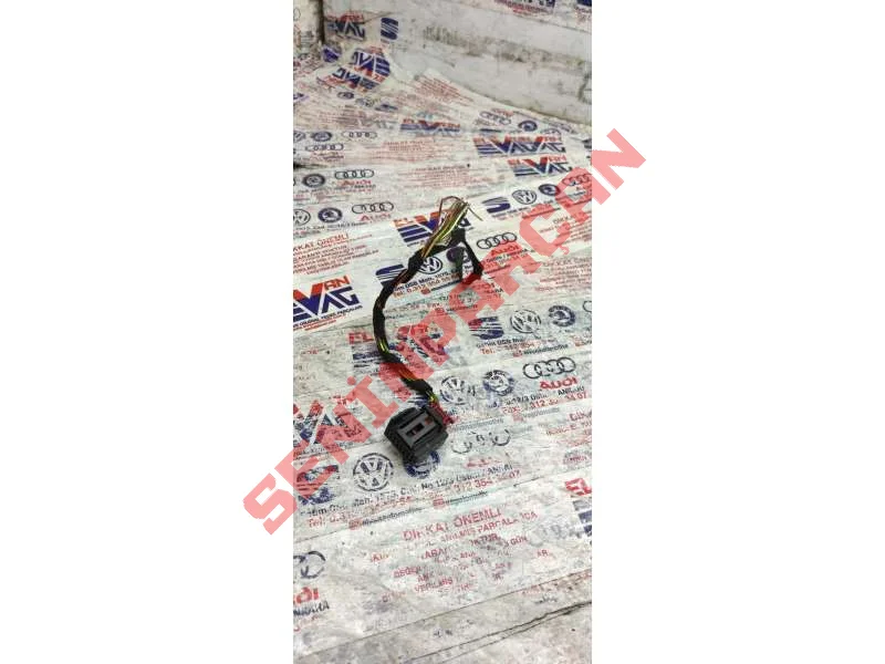 1K0972928 - KABLO SOKETI