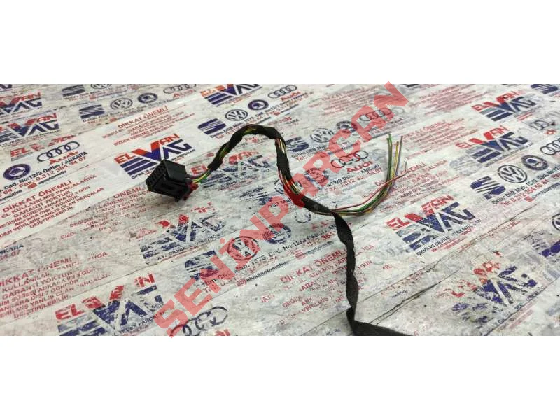 1K0972928 - KABLO SOKETI