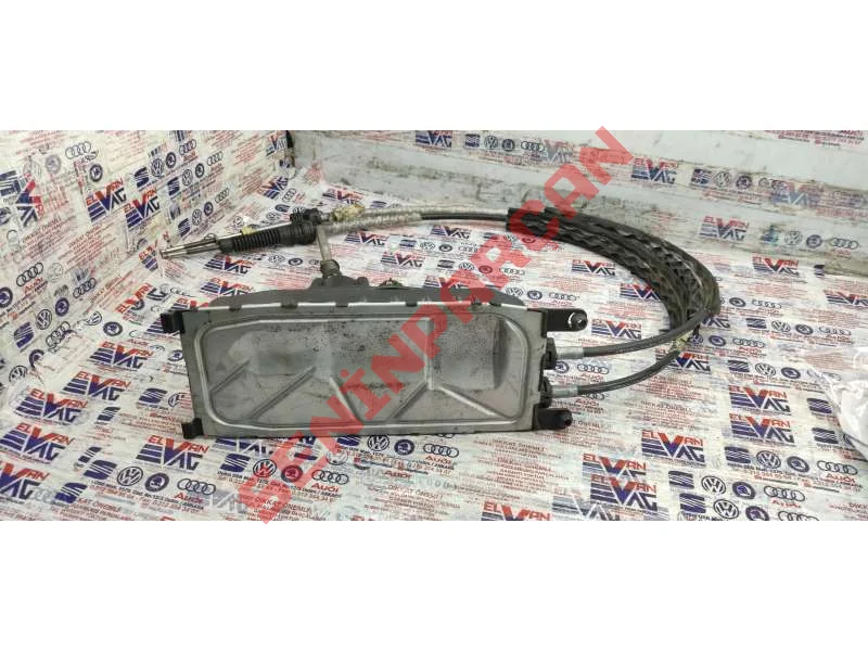 5Q0711265R - DÜZ VITES TELI