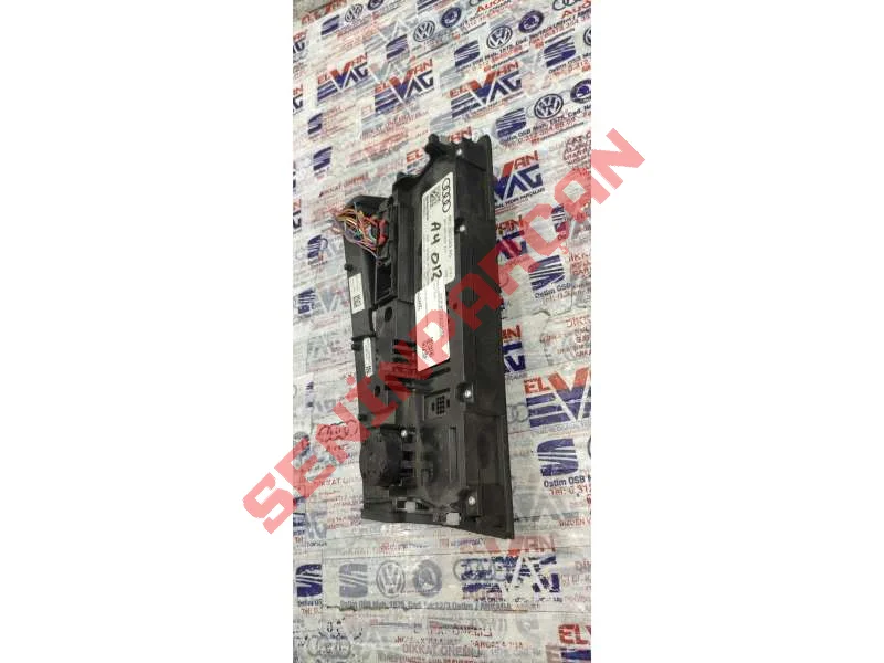 8K1820043AG - KULLANIM VE GÖSTERGE ÜNITESI