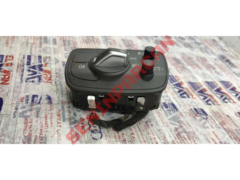 8V0941531AH - PARK VE SÜRÜŞ LAMBASININ ÇOKLU