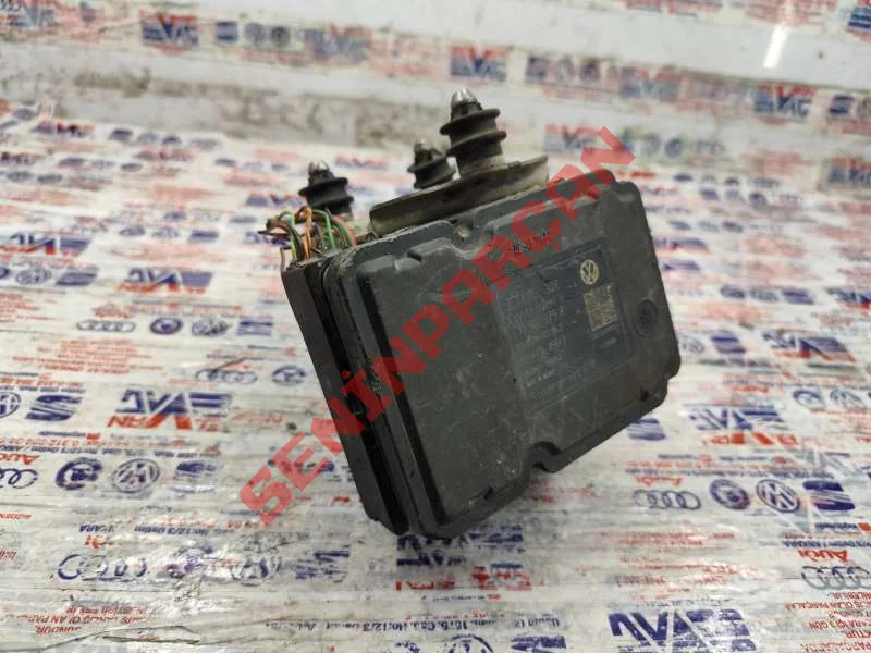 6Q0973047 - KABLO SOKETI