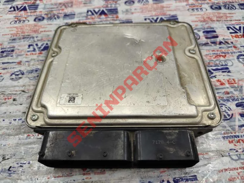 8K1907115K - BENZİNLİ MOTOR KONTROL ÜNİTESİ