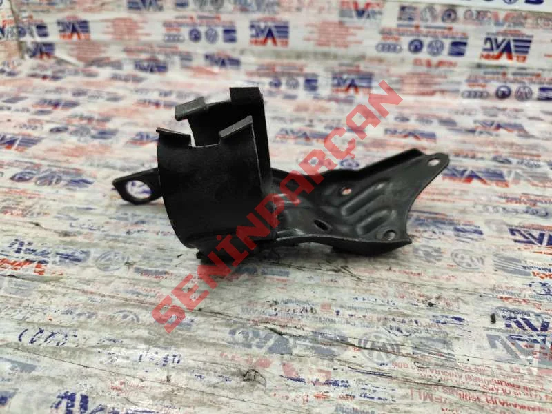 8D0127224C - YAKIT FİLTRESİ TUTUCUSU