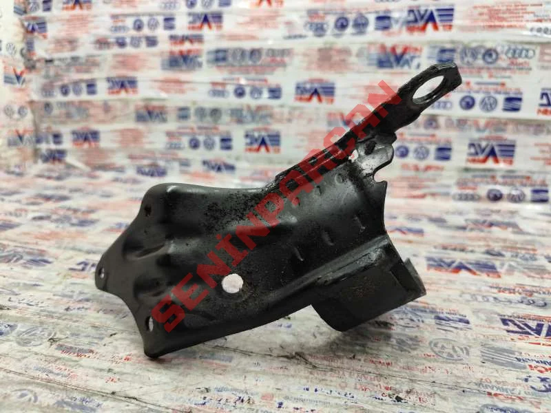 8D0127224C - YAKIT FİLTRESİ TUTUCUSU