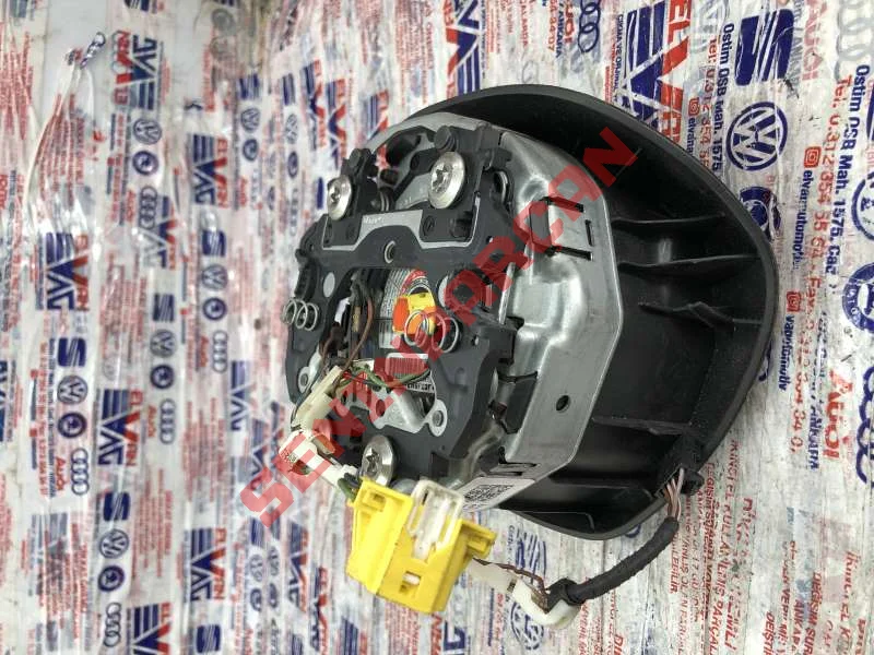 5G0880201C - RADYO VE TELEFONUN UZAKTAN