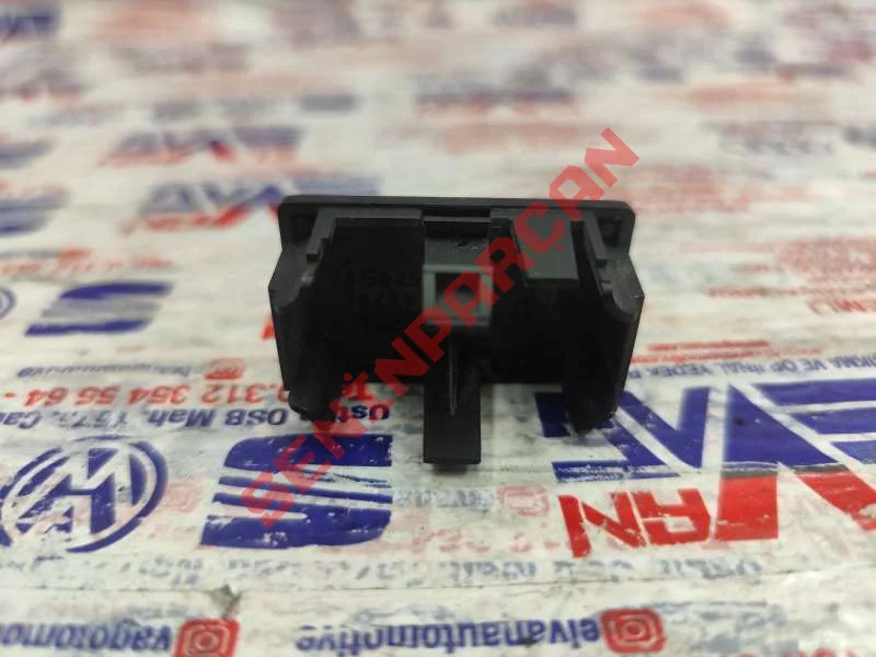 3B0858179A - KÖR KAPAK