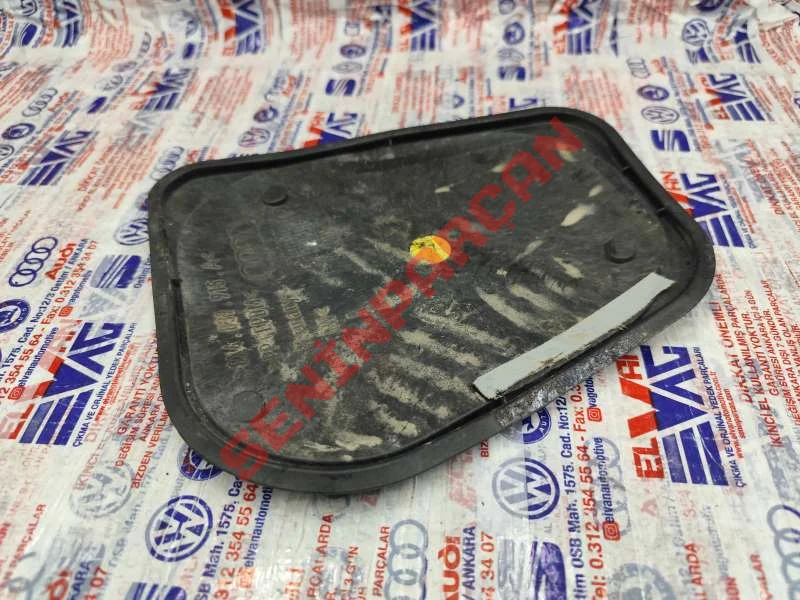 8X4839915A - KAPI IÇ SACININ KORUYUCUSU