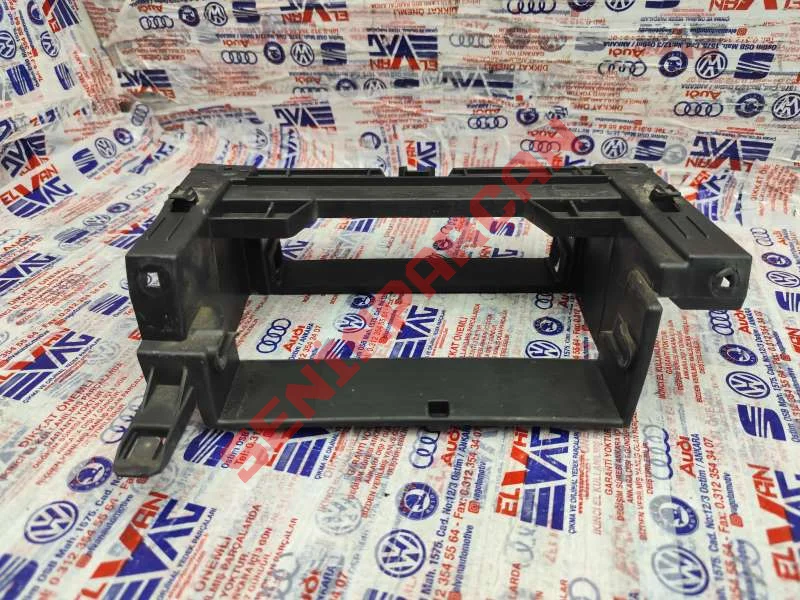 5F0857751 - EMNIYET KEMER KILIDI