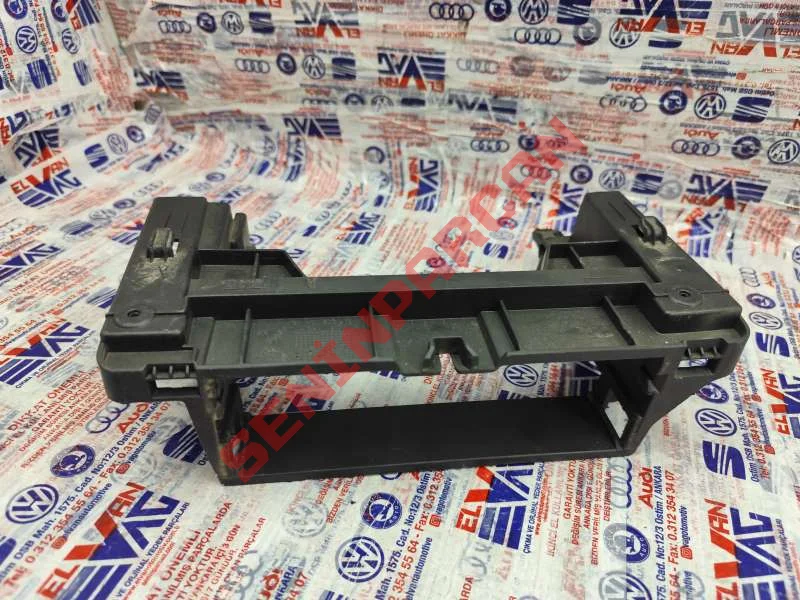 5F0857751 - EMNIYET KEMER KILIDI